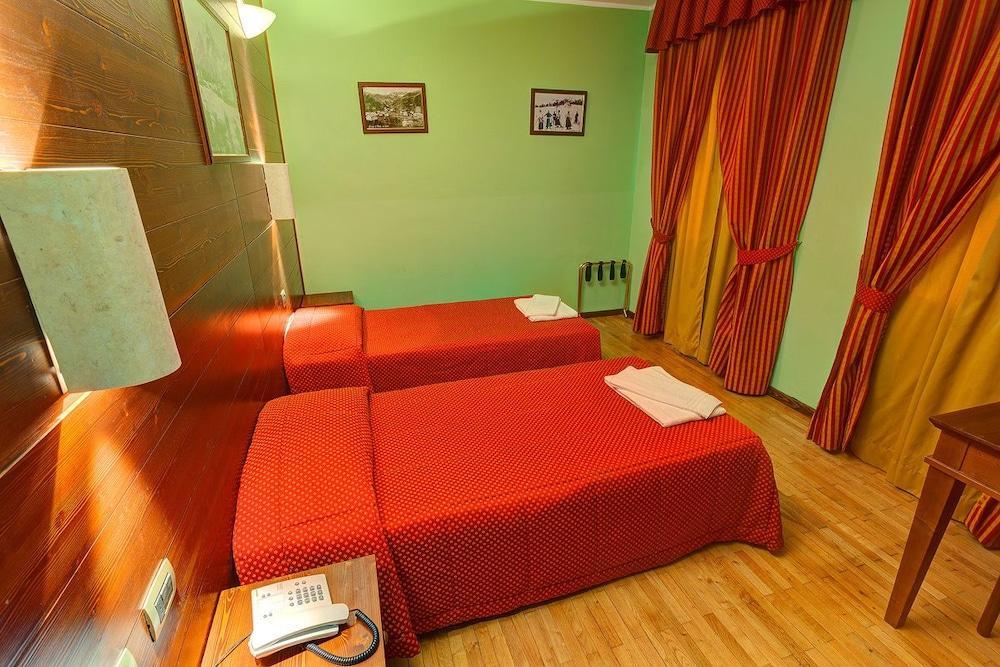 Hotel Miravalle Sauze D'Oulx Bagian luar foto